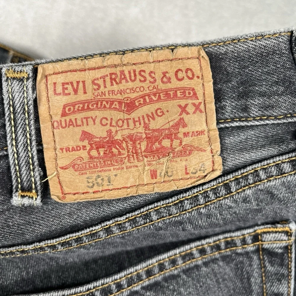 Levis 501 Mens Vintage Original Straight Leg Button Fly Black Denim Jeans 40x32